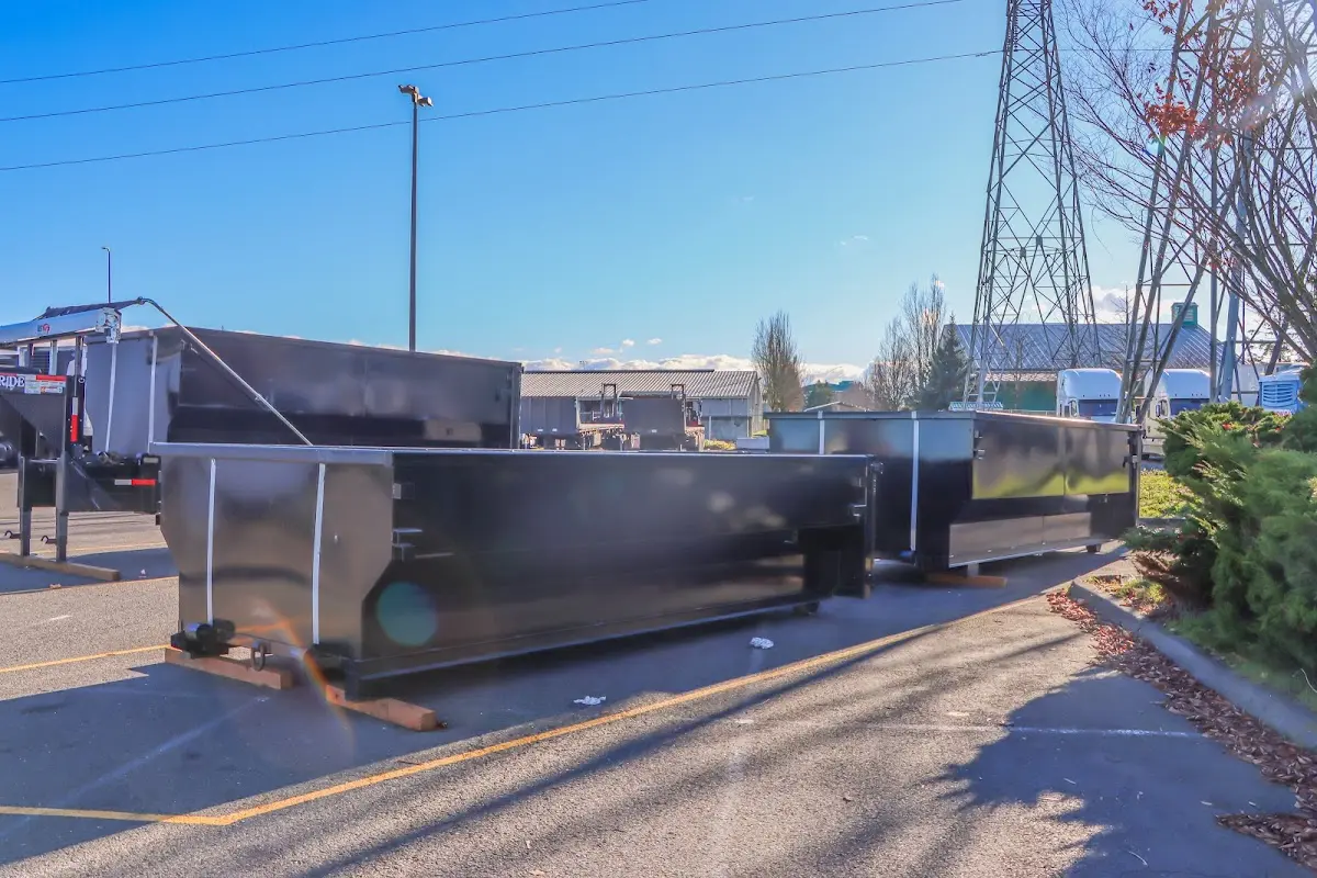 Professional dumpster rental and junk removal service in Goldenrod